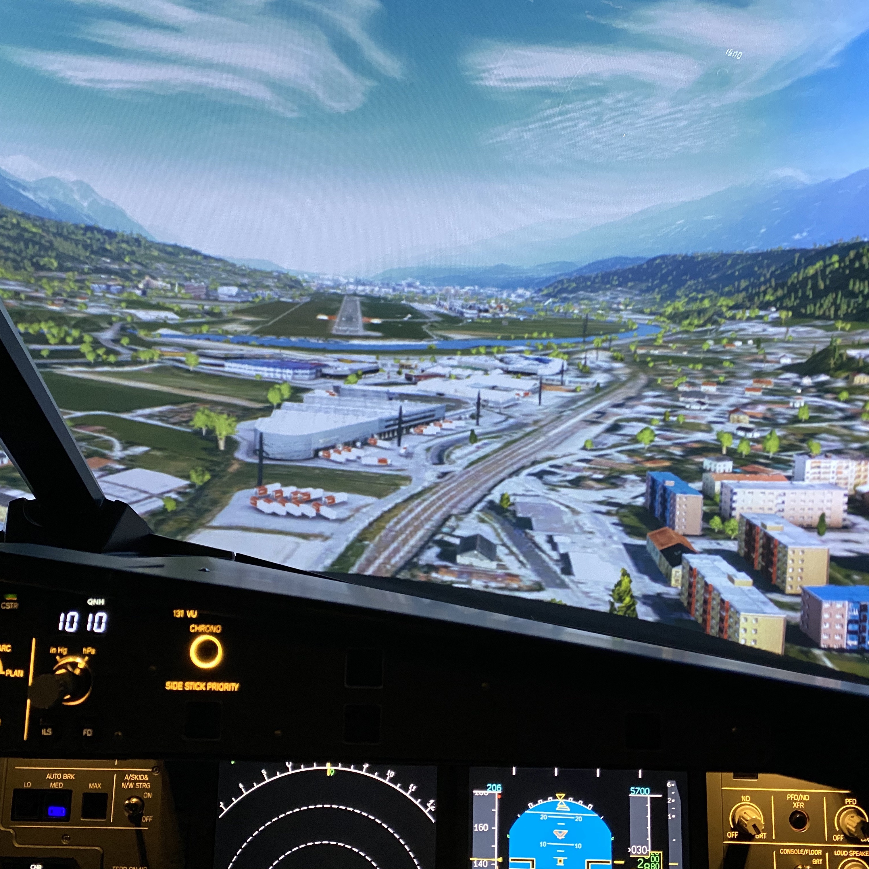 Landeanflug auf das Tiroler Inntal